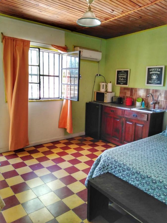 Апартаменты Apartamento Monoambiente Independiente En Salto Ciudad Экстерьер фото