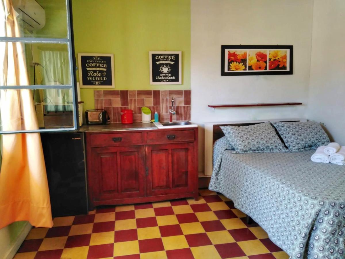 Апартаменты Apartamento Monoambiente Independiente En Salto Ciudad Экстерьер фото